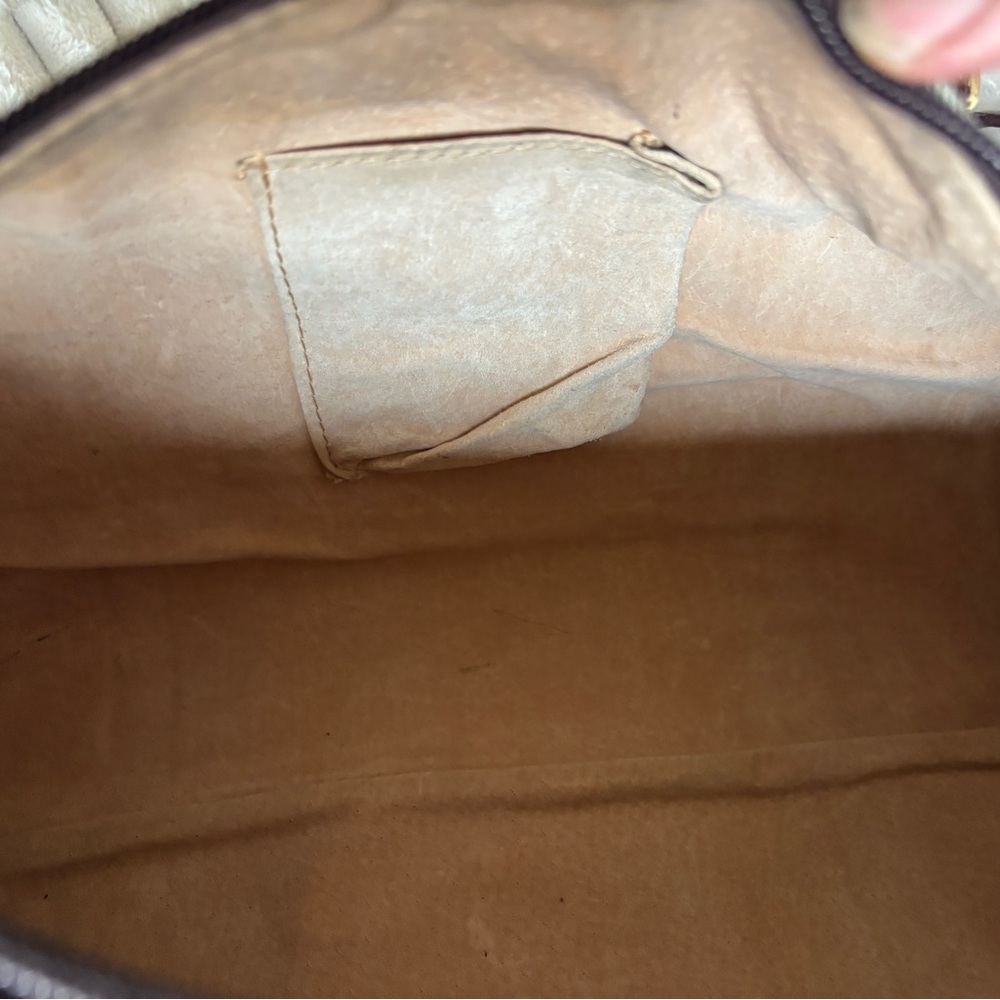 Vintage Burberrys Nova Check Barrel Bag Beige Tan Leather Equestrian Logo - Picture 13 of 14